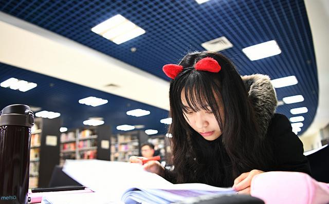 天涯明月刀|过来人的忠告:考研不考名校,考编不去乡下,虽然刺耳但又很现实