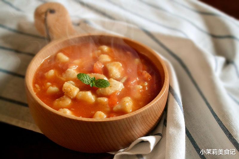 熬夜|皮肤干燥特别显老,建议女人少吃“燥物”,多吃5样,水润细腻显年轻