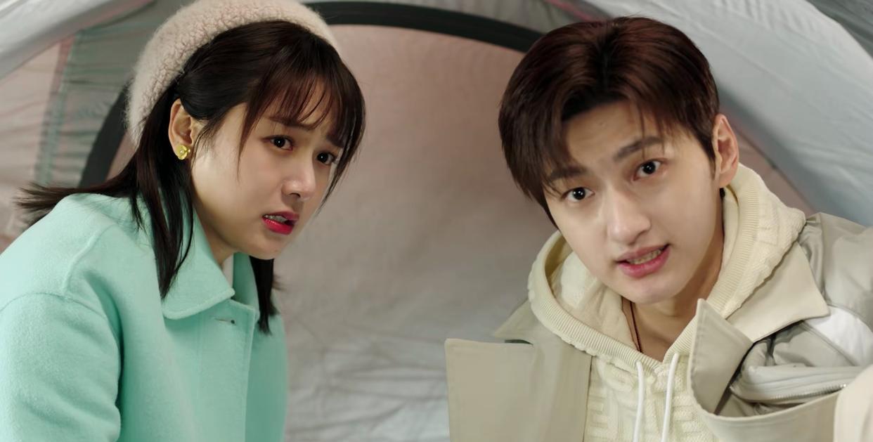 那小子不可爱|《那小子不可爱》首播:男女主不出名,演技不错,剧情老套成遗憾