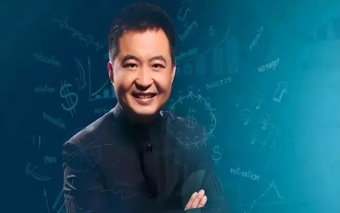 中国“反诈大师”翟山鹰:骗20亿后成功跑路,骗完再羞辱粉丝
