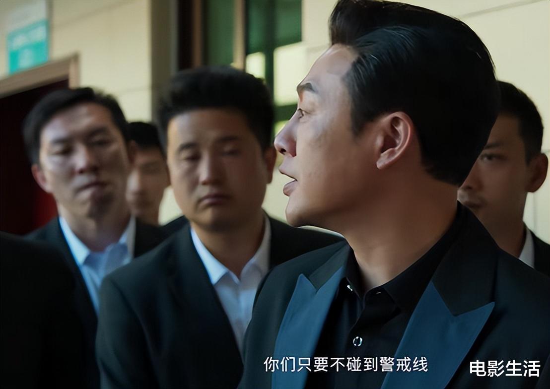 张译|央视2023开年“王炸”,收视飙到2.2,剧情、节奏一路“狂飙”!