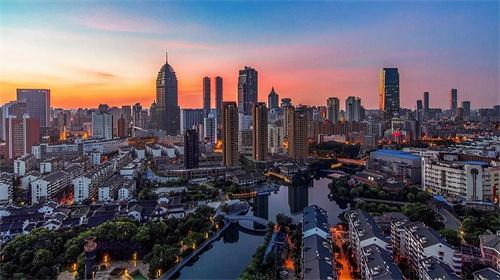 深圳市|深圳恶性杀人案：情侣杀害12名求职打工妹，事后将其面部剥离