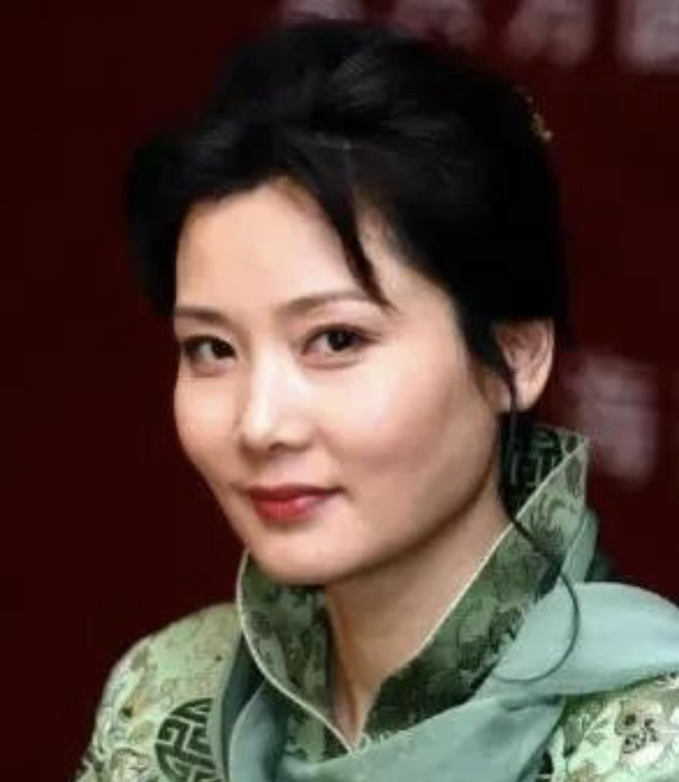 林志玲|不上综艺,不接广告,不直播,这8位演员的清醒,打了多少明星脸