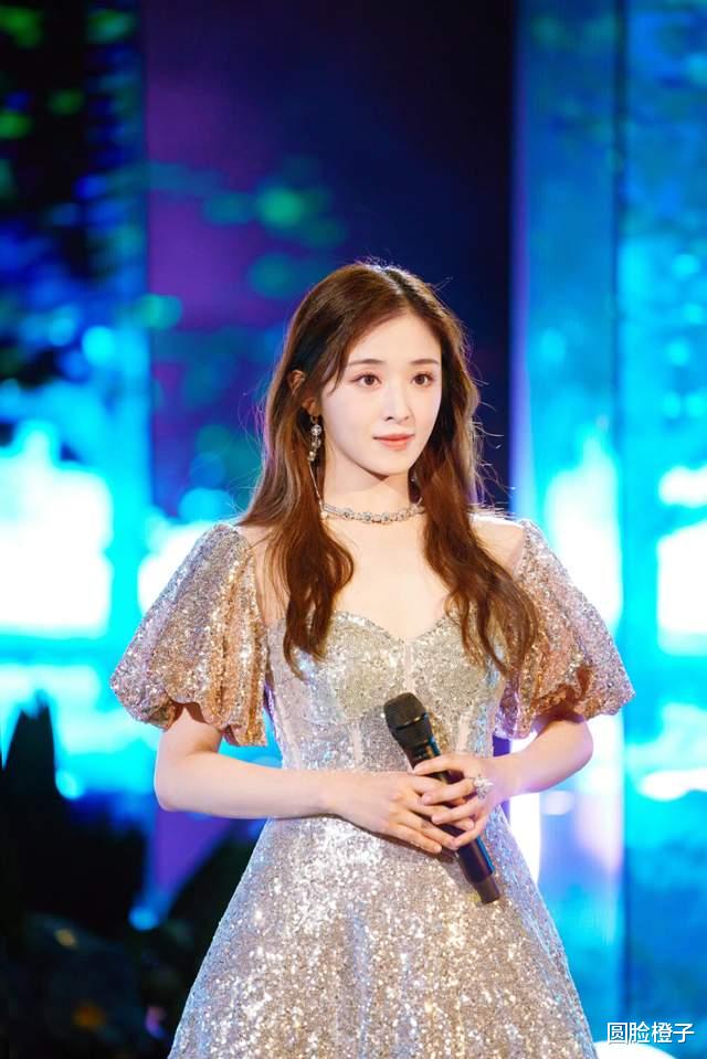 张含韵|这才叫少女感！32岁张含韵新剧开播，灵气不输18年前