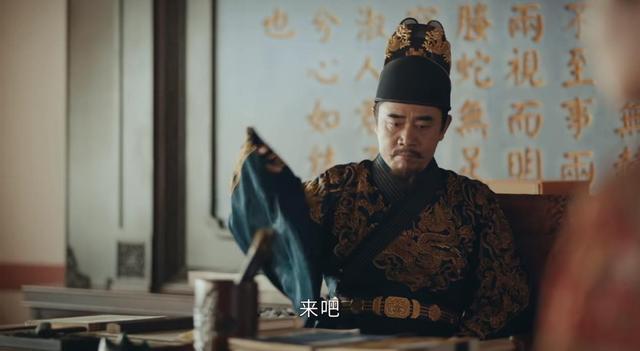 郑希怡|《山河月明》中演员的演技评分已出，陈宝国拿到了9.9的分数，而张丰毅则是满分