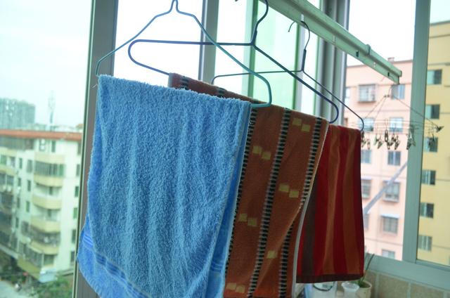 奉劝大家:不管多有钱,毛巾不要挂在这3个位置,早知道早受益