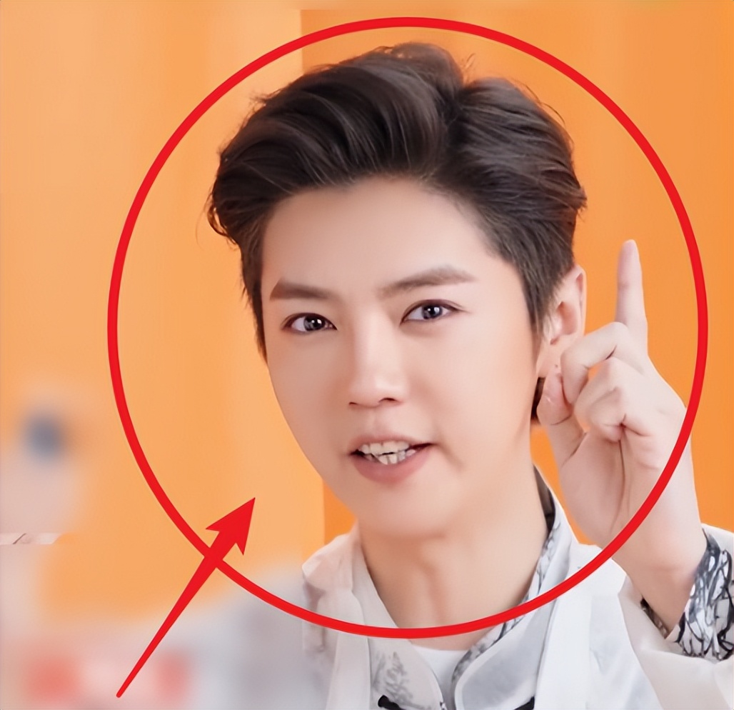 鹿晗|一次热搜，娱乐圈的“人走茶凉”，在鹿晗身上体现得淋漓尽致