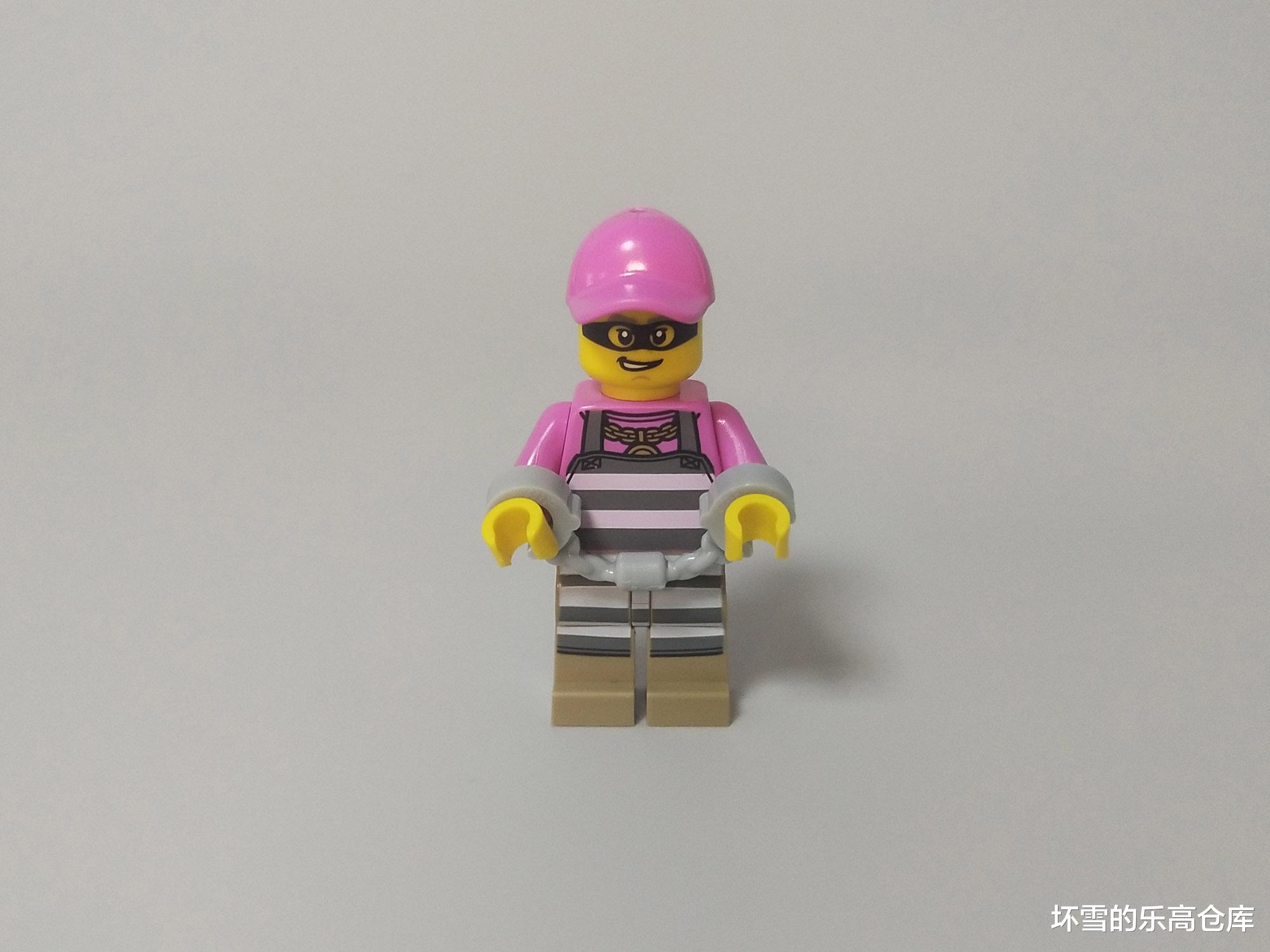 乐高警察故事一,追击冰淇淋车大盗,看我铁蒺藜立大功
