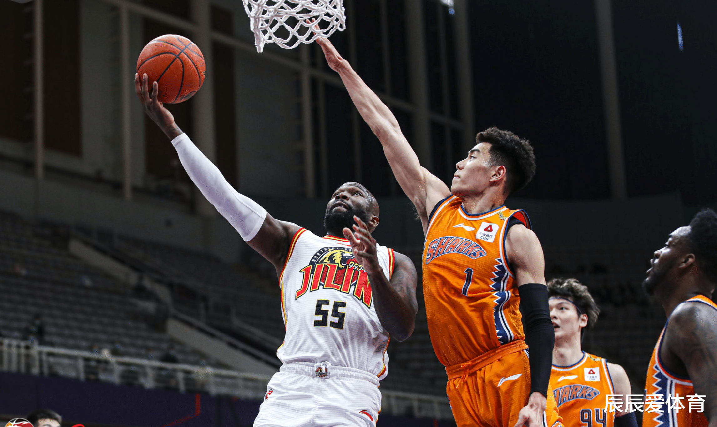 北京男篮|CBA3消息：太得瑟爆冷输42分，输德比战为李楠点赞，北京力争前六