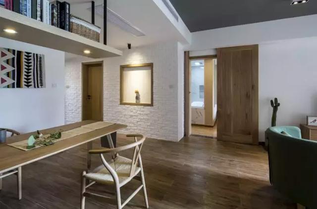 124㎡原木风家居，舒适干净井井有条，纯粹得让人极度舒适