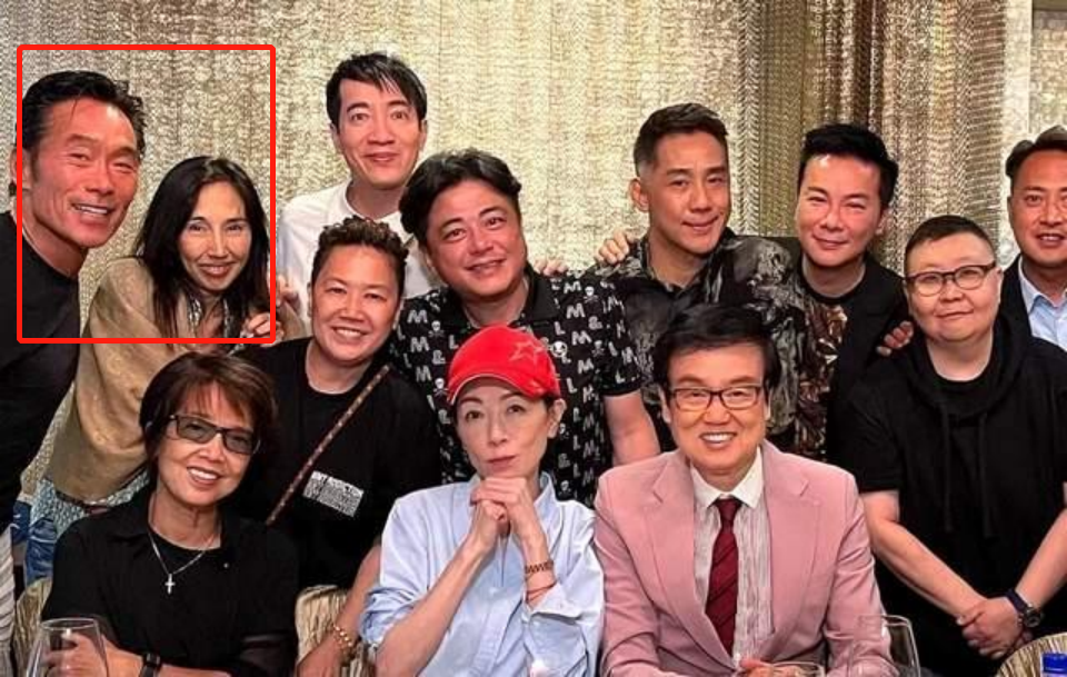 罗晋|郑浩南开300万豪车高调出行!健硕肌肉抢眼,戴25万手表好富贵