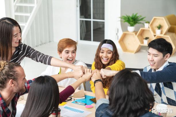 |职场中“无私”的原田老人,其实是因为缺“钱”了