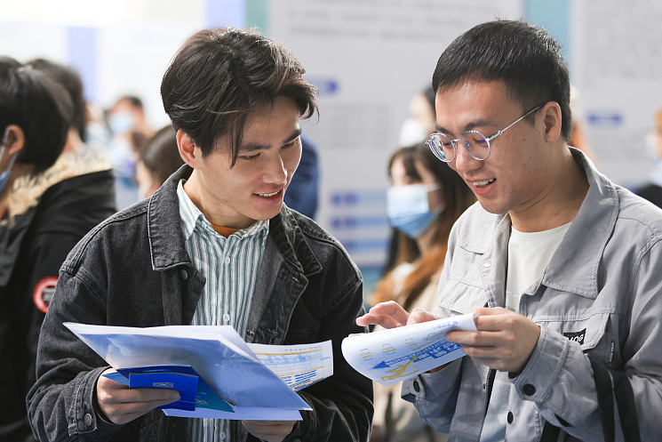 大学|华为校招目标院校名单公布,一改往日名校风,有3所双非院校入选