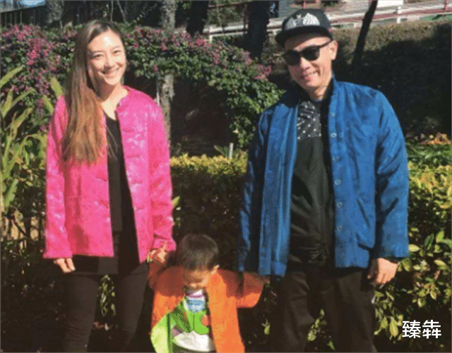 陈小春|陈小春：用尽毕生找不回被3000元卖掉的亲弟弟，身价上亿又有何用