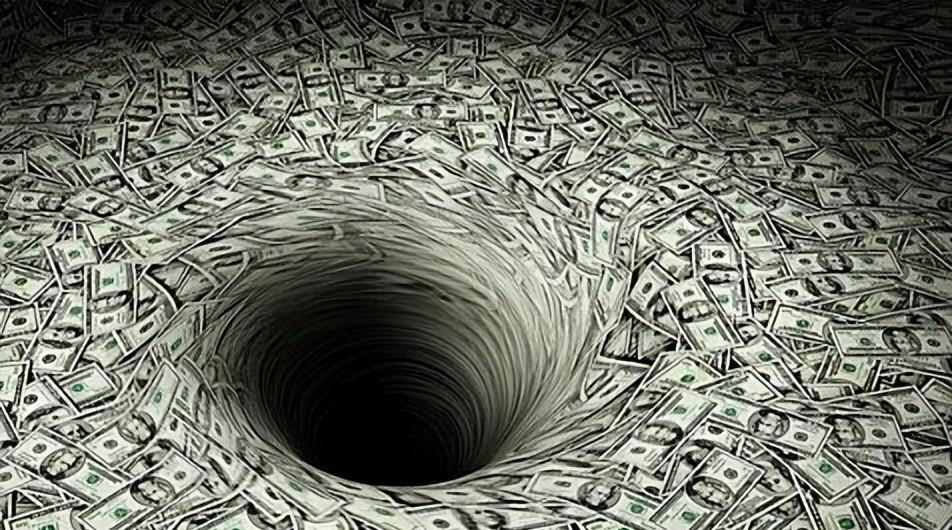 巨贪李友灿落马记:21个月敛财4744万,外逃俄罗斯三次自杀未遂