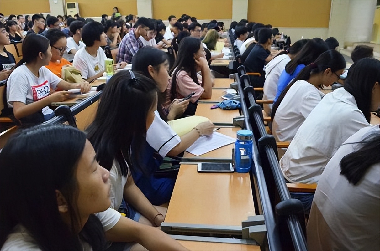 教育部|教育部发布通知，17所专科院校升级为本科，被录取的学生眼光独到