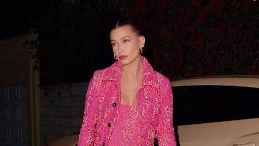 贾斯汀·比伯|被嘲是“最丑天王嫂”，然而看到她的身材，网友惊了