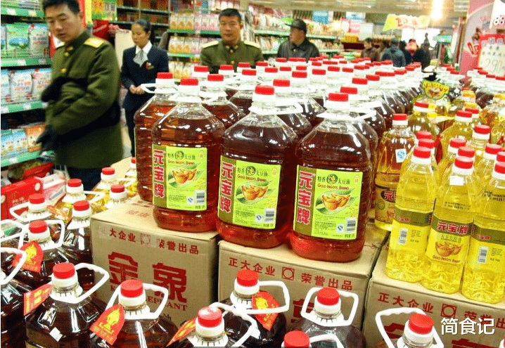 超市里的“米面油”怎么挑?别只会看价格,这3种员工自己都不买