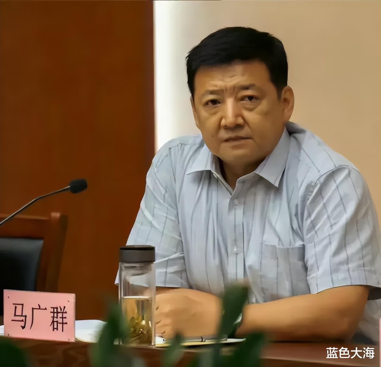 王砚辉|“高官干部”别尬演，看看什么叫作把干部演“活”了！