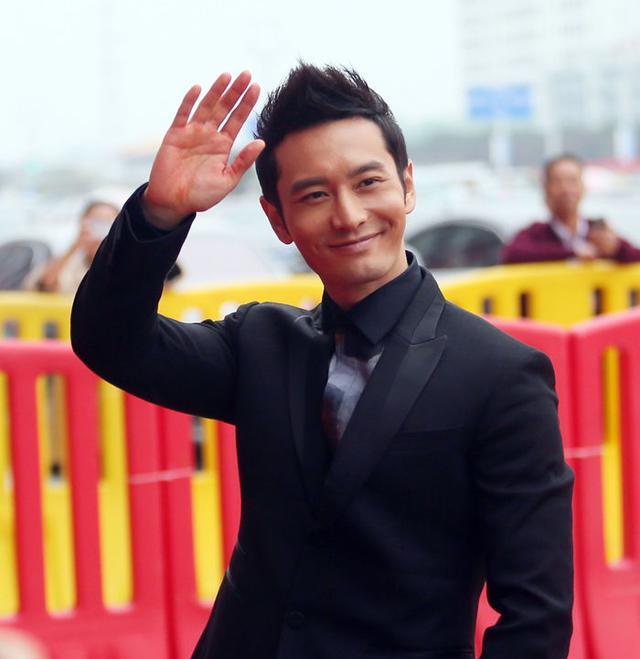 苏青|黄晓明和甄子丹，看着很高，实际并不高，那么他们到底多高呢