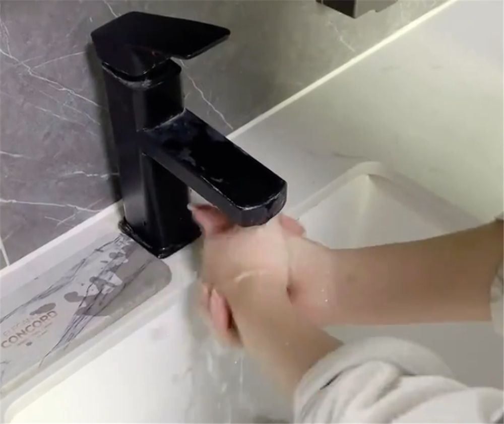 哪些浴室好物值得买?实话实说:这6件真心不错,既便宜又实用