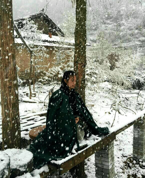 湖南|95后山东姑娘，大学毕业跑到终南山隐居，嫁给45岁丈夫做丁克夫妻