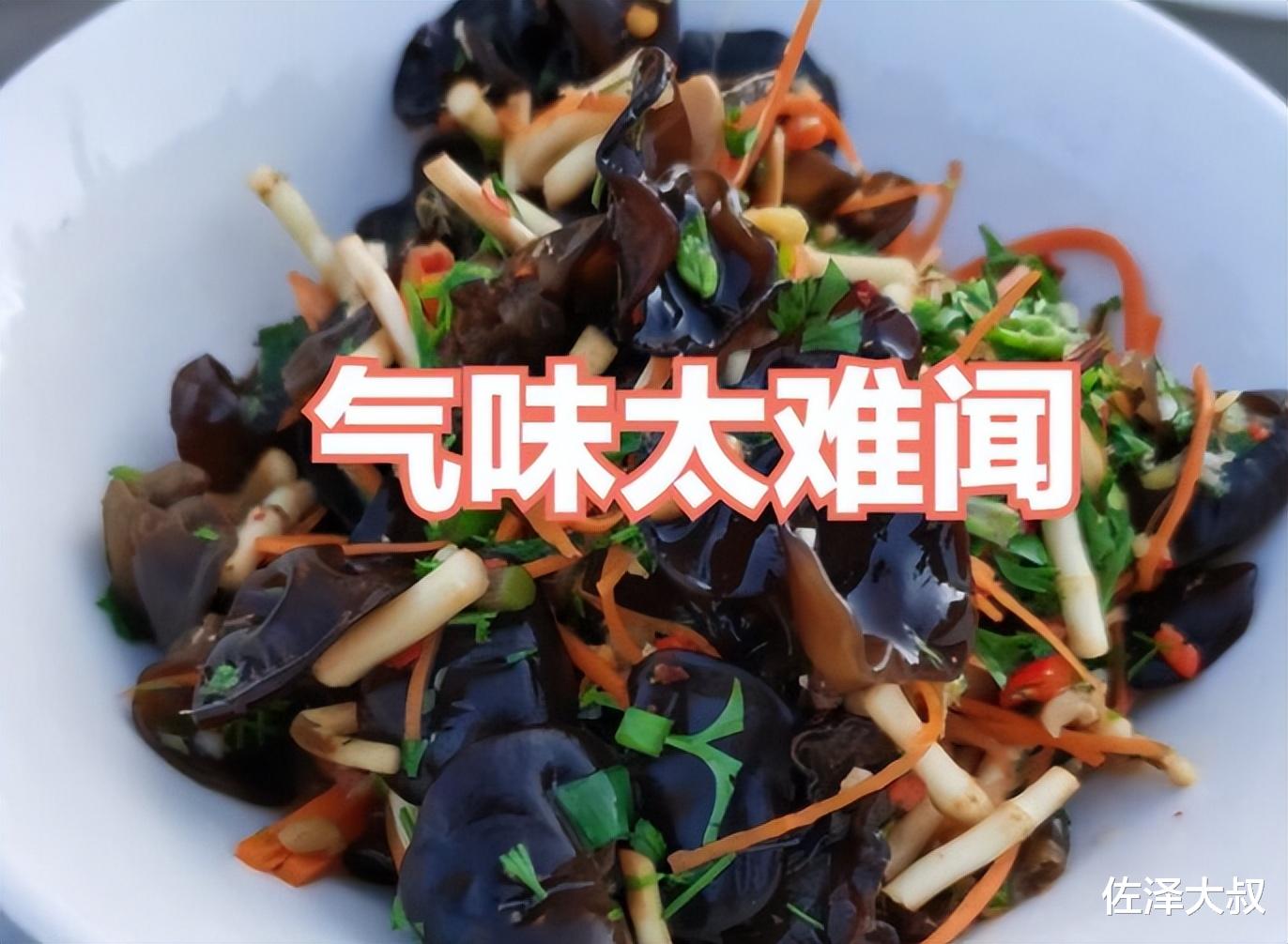 上海女子发文称,吃不下四川送的折耳根,网友:吃不下扔垃圾桶