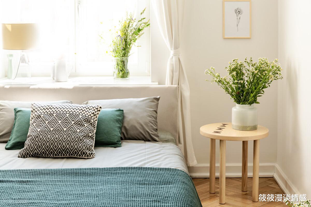 王璇|孙女满月外公外婆给8888，爷爷奶奶只给200，儿媳：打发要饭的？