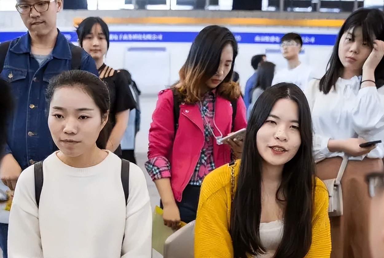 国企|国企年年招贤纳士,为啥依旧有学生挤不进去?原因很现实