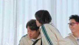 金钟国|RM宋智孝当众吻了金钟国的额头？