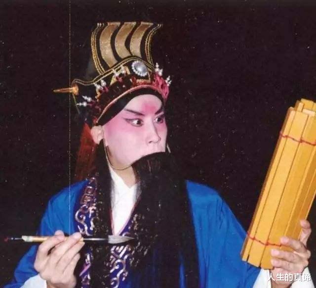 京剧|京剧演员言兴朋曾因剧院“官本位”思想下海经商，直言为过好一点