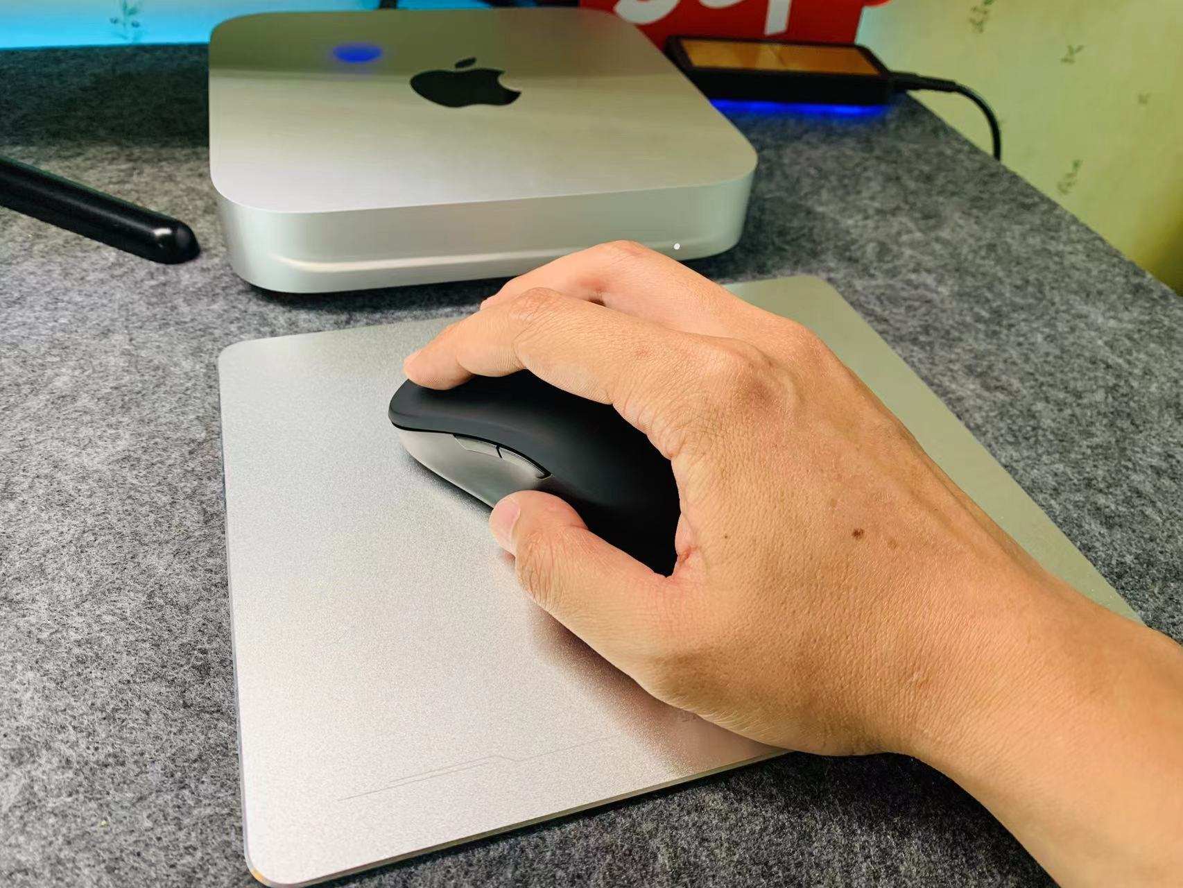 高通骁龙|远离鼠标手,静享舒适办公—绿联MU002人体工学鼠标