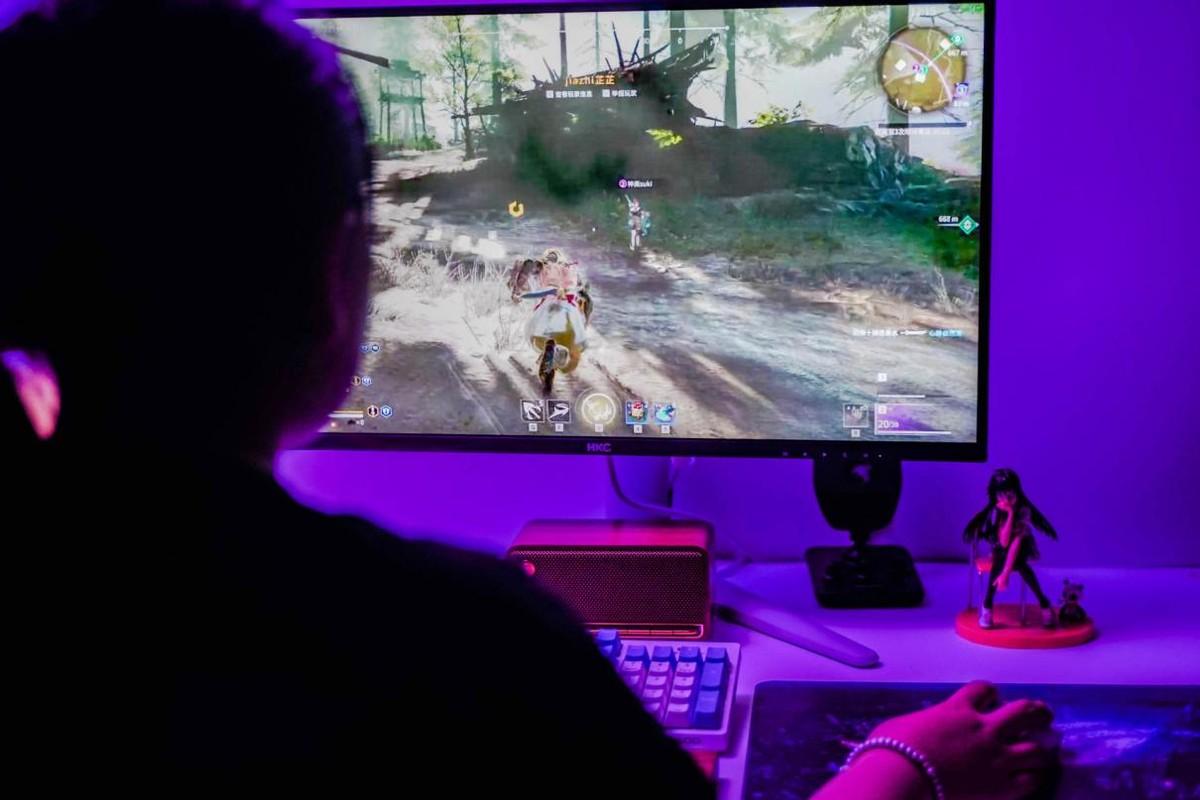 小米科技|MiniLED+2K+165Hz，这台HKC PG271Q性价比真高