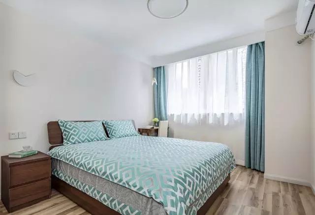 太羡慕闺蜜家了！房子装修这漂亮，半包才花了18万！