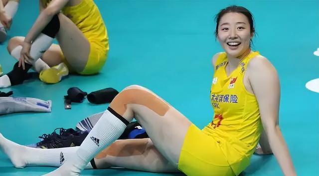 蔡斌|时来运转！蔡斌喜获三大猛将稳住主帅之位，亚洲杯奇兵首当其冲