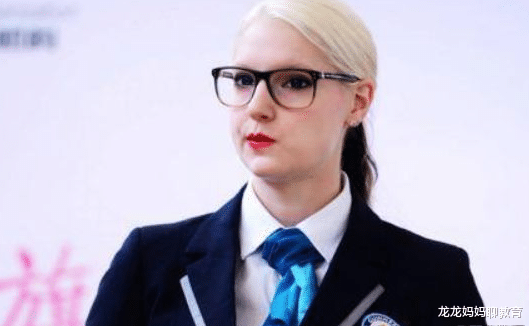 撒贝宁|撒贝宁的妻子不是普通人，她的职业全球只有6位，是什么职业呢？