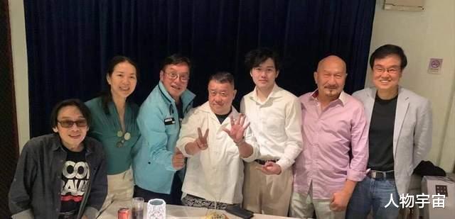 郑文雅|她是才貌双绝的港姐冠军,不生孩子不做饭,还享尽富豪老公的独宠