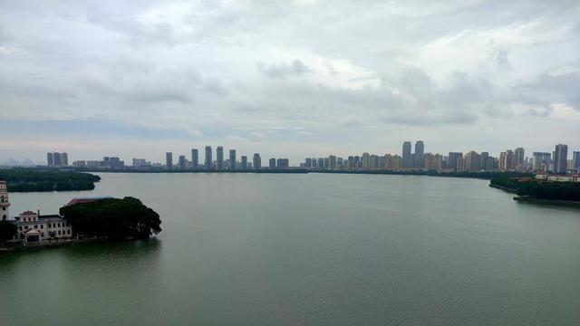 房价|房价下跌9%,未来能否跌成“白菜价”?这四点原因说明白了