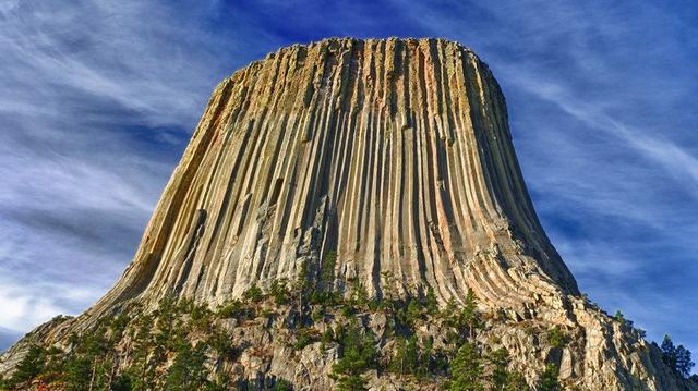火山|高度不到300米的石头：每年有40多万人来攀登，能登顶的却不过1%