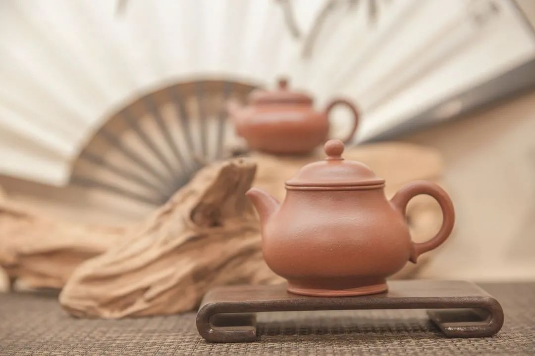 诗词|当文人骚客对紫砂壶动了情，流传千年的诗句出来了......