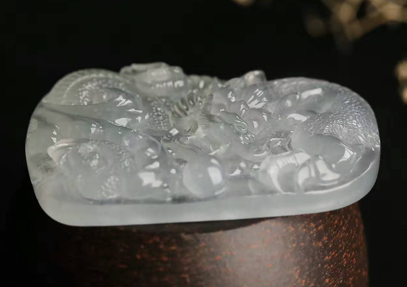 翡翠|绝对完美的翡翠存在吗?不要过于追求完美,翡翠都会有瑕疵