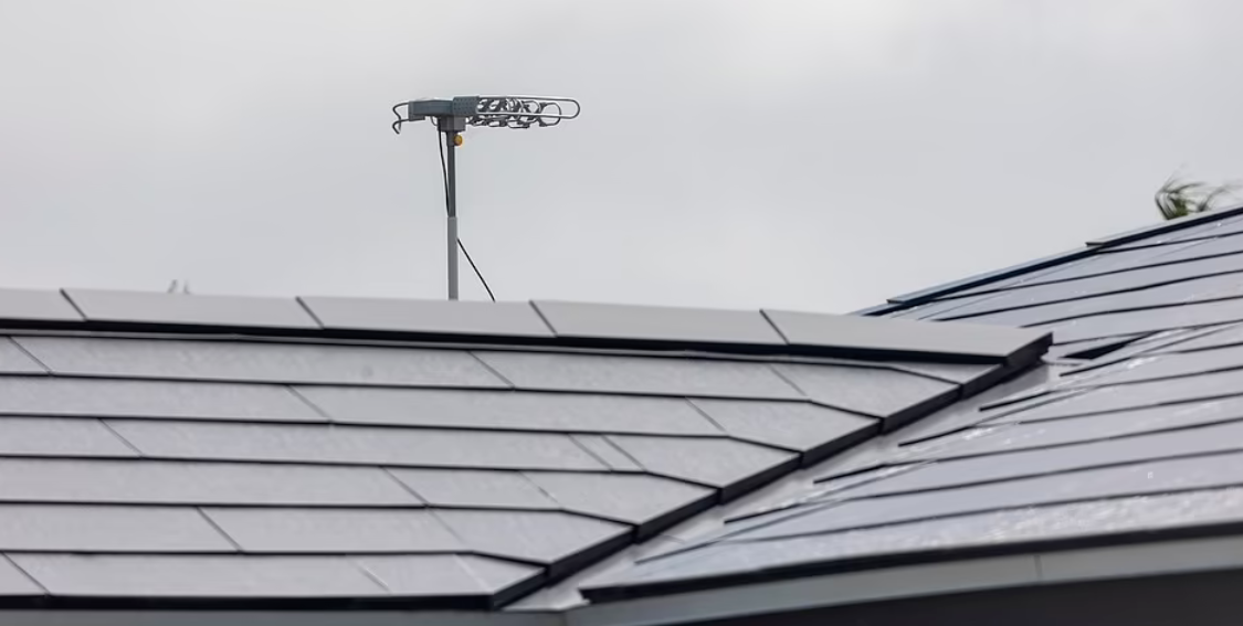 伊隆·马斯克|世界上最有钱的“乡下人”，马斯克住所是五万元搭建的棚屋