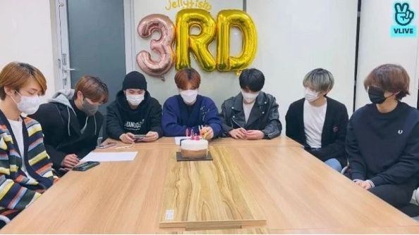 任敏|请收起你们的油腻!男星批评女星长相,害惨全团!