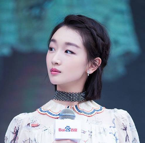 周冬雨|30岁周冬雨走知性路线翻车？面容“苍老”疲惫让人认不出