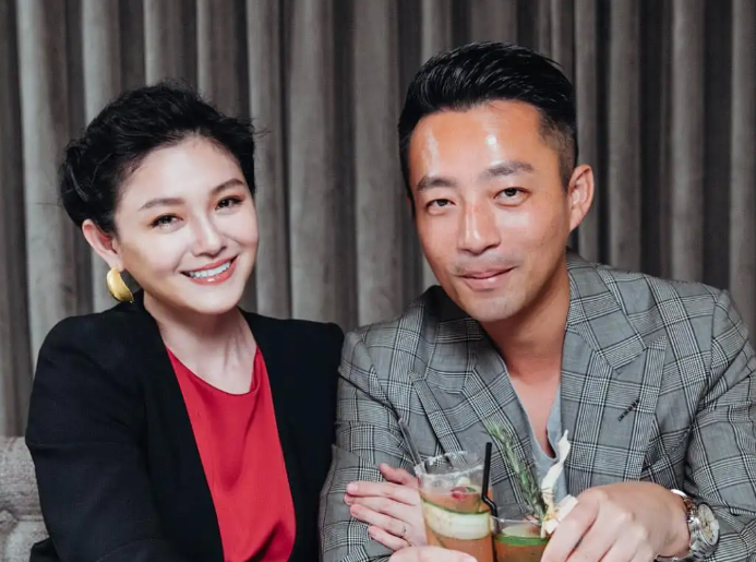 汪小菲|“六公主”吃瓜汪小菲床垫事件，播放了一部经典影片，台词中提到床垫