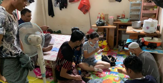 翡翠|之前有翠友问我卖翡翠的缅甸兄弟是不是很有钱？