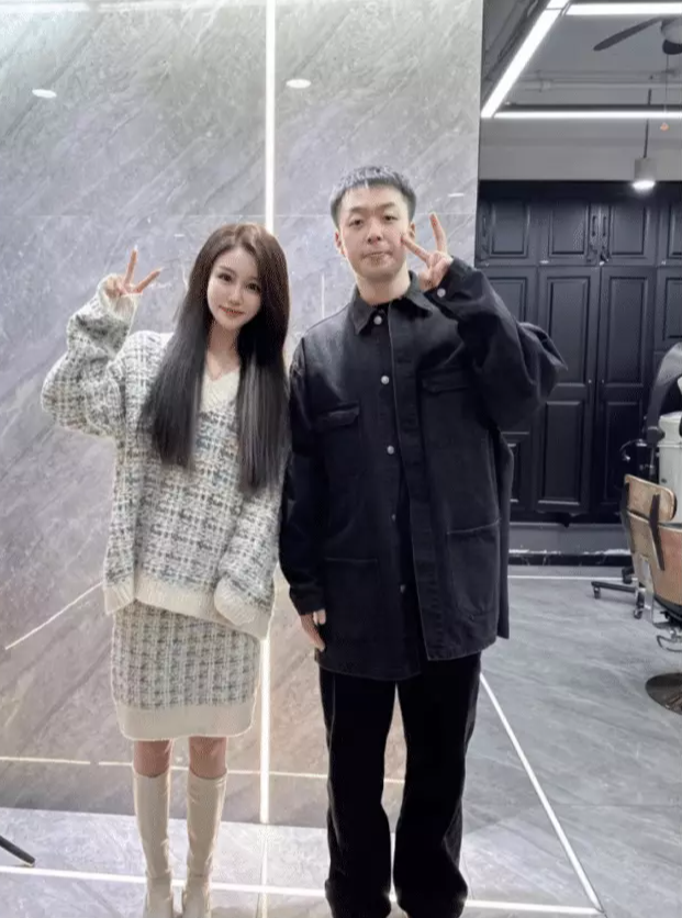 杜海涛 男星杜海涛,瘦成纸片人!五官缩水认不出