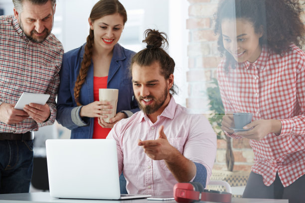 lpl|在职场当中对付小人的七个相处之道，建议收藏！