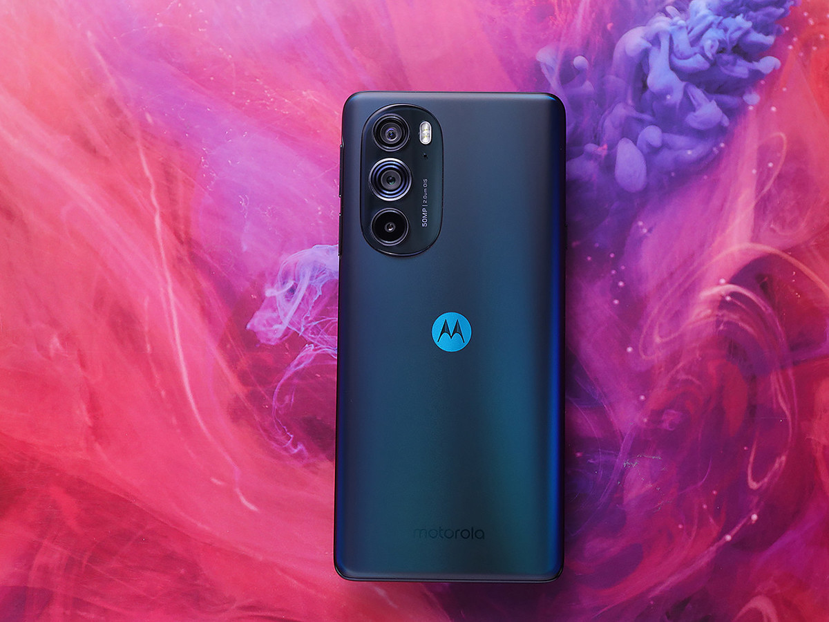 摩托罗拉|市面最便宜的骁龙8 GEN1手机，摩托罗拉edge X30到底减配了哪些硬件？