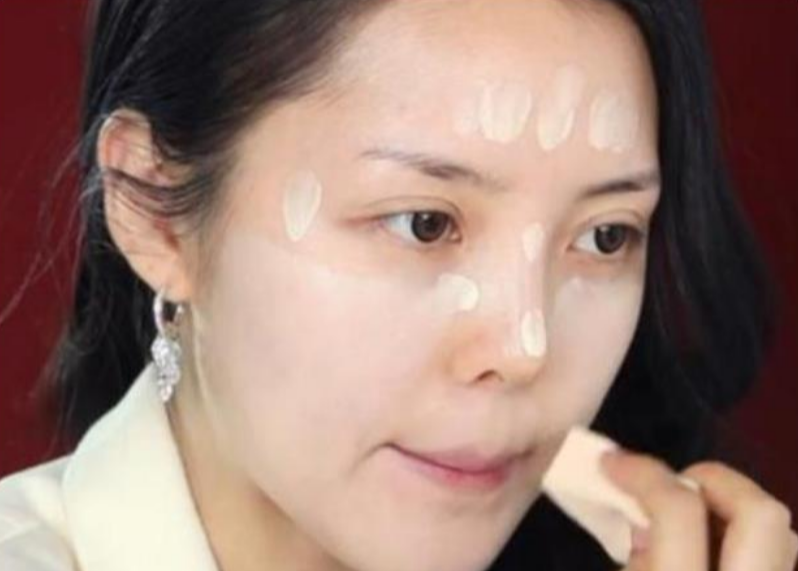 染发 为啥粉底液刚上脸很白，下午的脸会发黄暗沉？你是否做错了这几步.